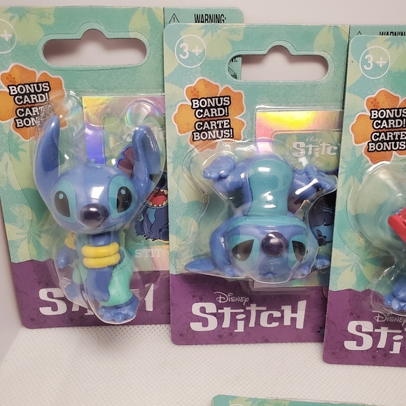 Disney Stitch Complete Set Of 5 Mini Figures W/ BONUS HOLOGRAPHIC CARDS - Picture 3 of 6